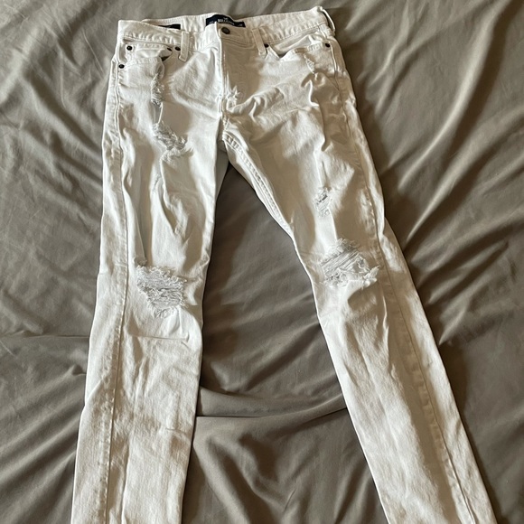 White , ripped skinny jeans - Picture 1 of 2